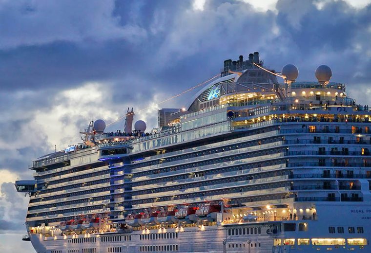 cruise vacation
