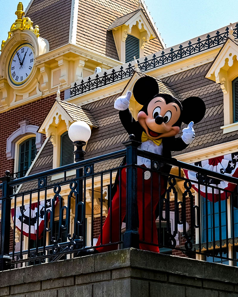 mickey mouse at disney world